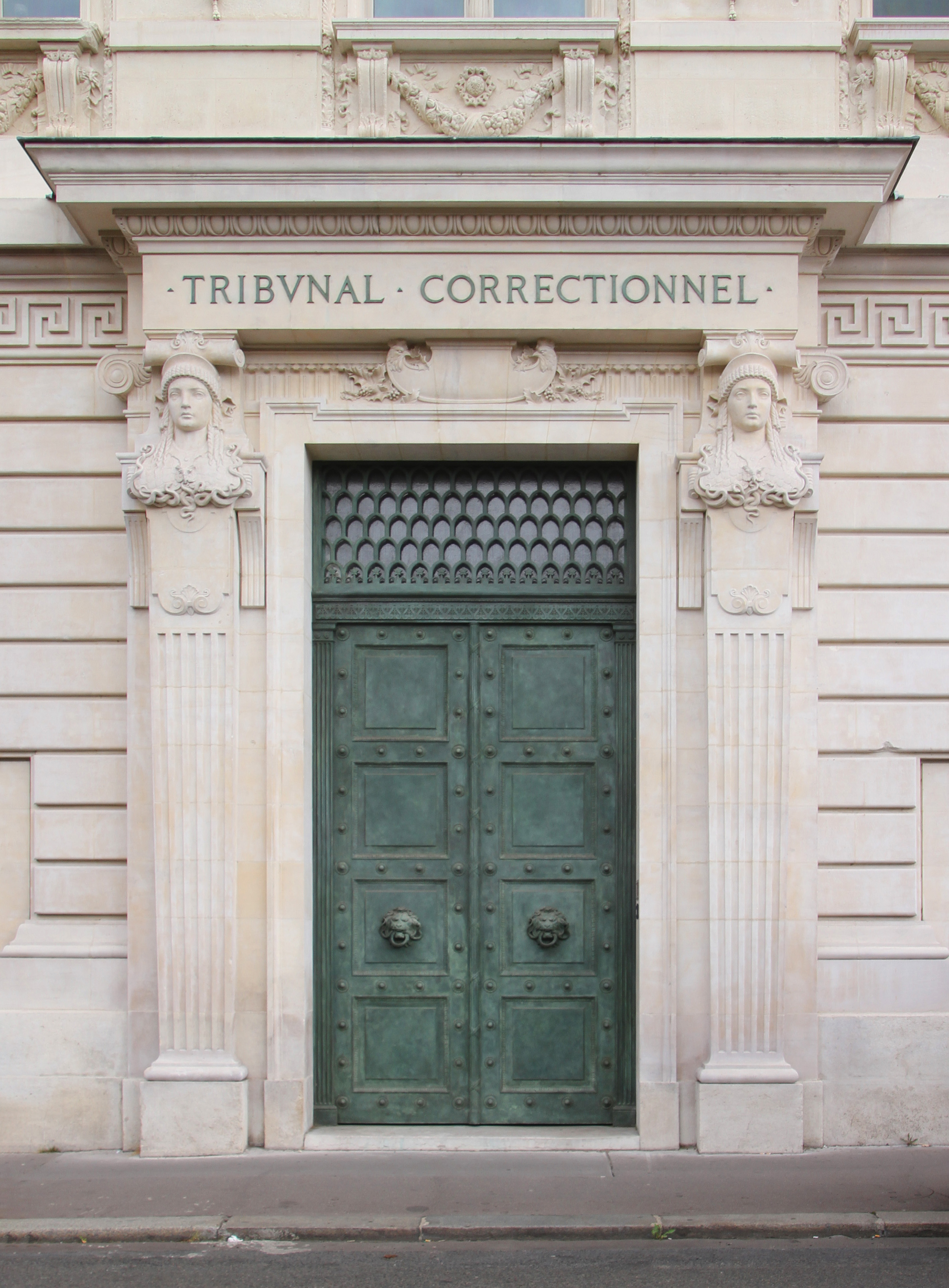 Tribunal de grande instance